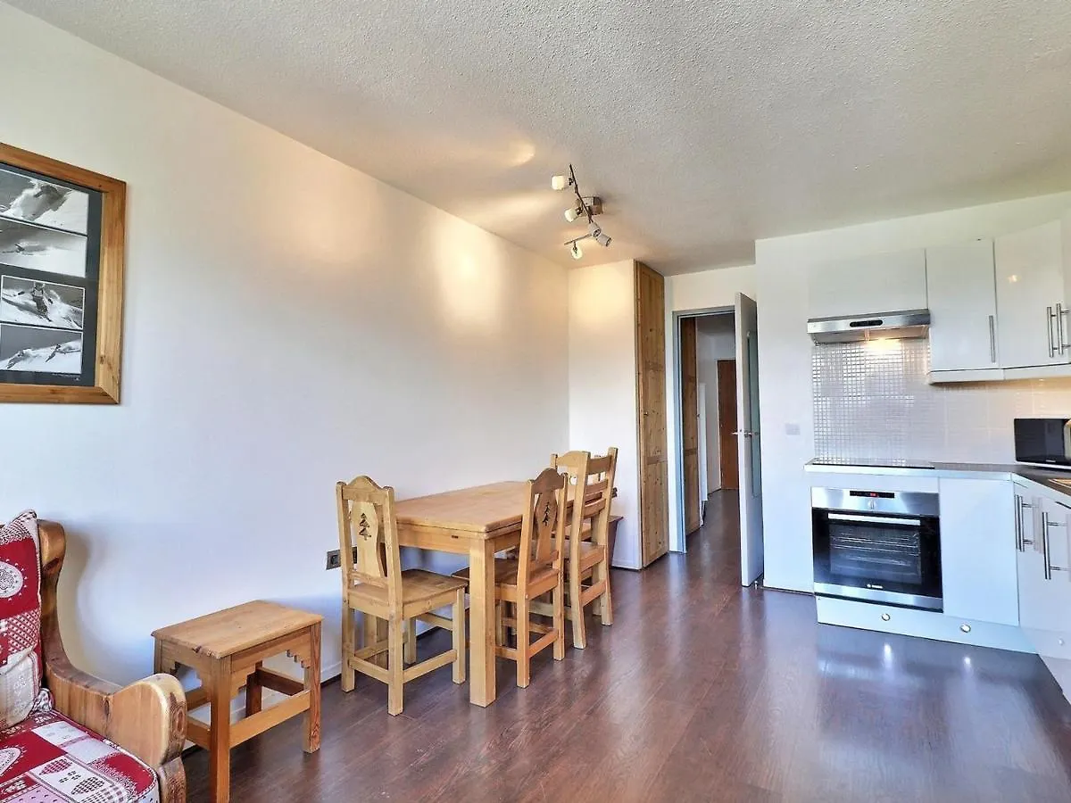Apartment Appartement 2 Pieces Pour 4 Pers. - La Tania, Idealement Situe Skis Aux Pieds, 31M², Balcon Est - Fr-1-182A-5 Courchevel