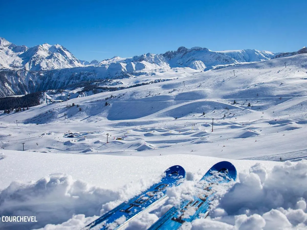 Appartement 2 Pieces Pour 4 Pers. - La Tania, Idealement Situe Skis Aux Pieds, 31M², Balcon Est - Fr-1-182A-5 Courchevel France